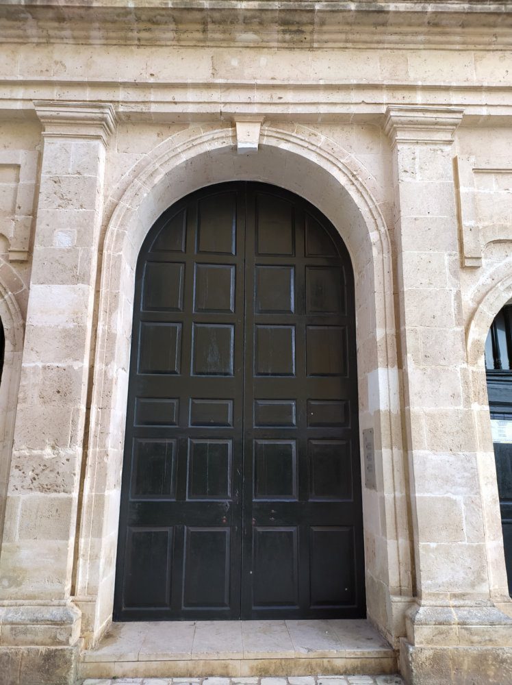 puerta fondo 1